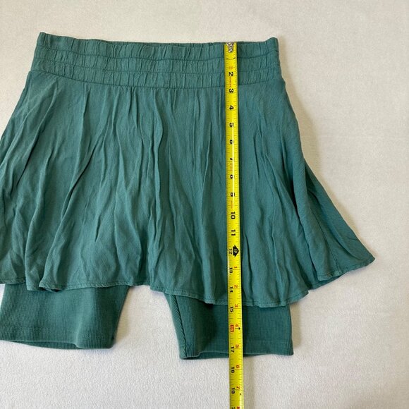 Free People Movement Skirted Ribbed Bike Shorts Size Large Green Athleisure - Picture 3 of 12